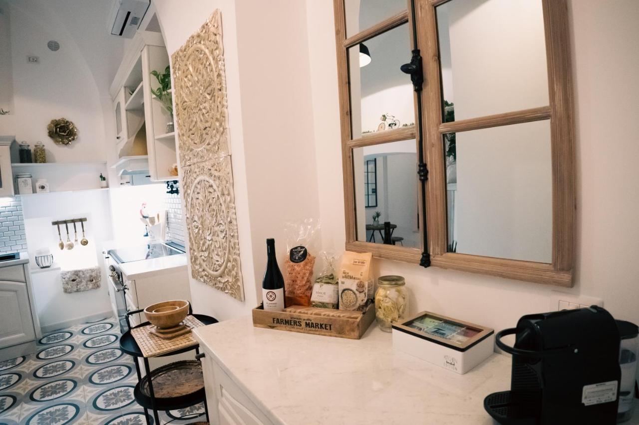 The Duchess'S View - New! Luxurious Flat In Historical Centre 115 Sq M, 3Min Walk To Cala Porto Beach And Private Parking Polignano a Mare Esterno foto