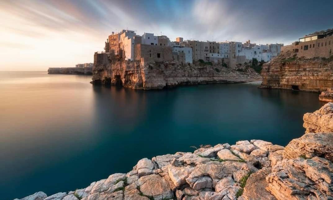 The Duchess'S View - New! Luxurious Flat In Historical Centre 115 Sq M, 3Min Walk To Cala Porto Beach And Private Parking Polignano a Mare Esterno foto